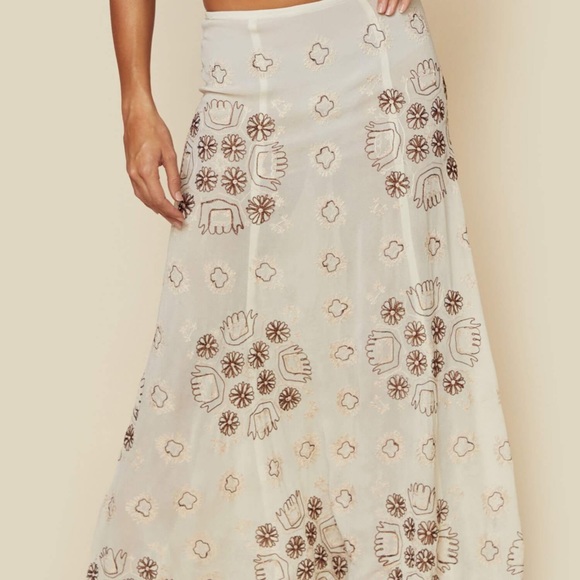 Brand new Cleobella daisies skirt - Picture 2 of 2